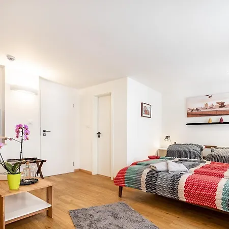 Quest Pensionat 4*