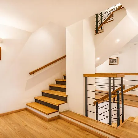 ゲストハウス Quest ロケト